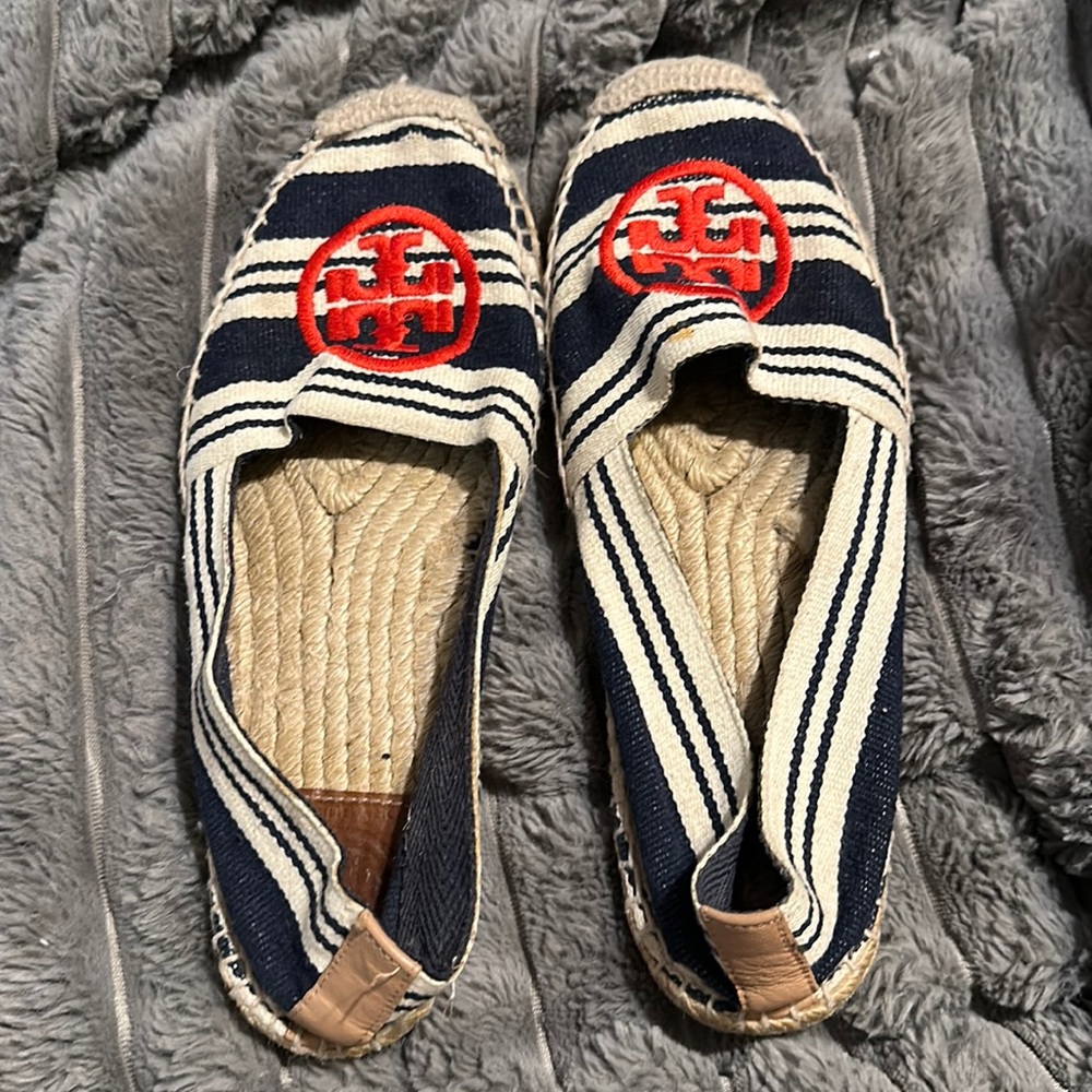 TORY Burch espadrilles (womens size 9)